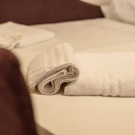 Hotel Vico Tre Re A Toledo 41 Naples